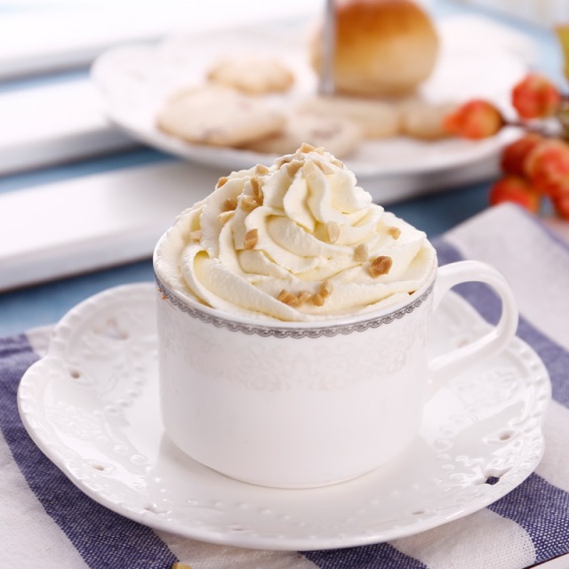 抖音热销零食多美鲜即食喷射奶油家用动物淡奶油 即食罐装鲜奶油